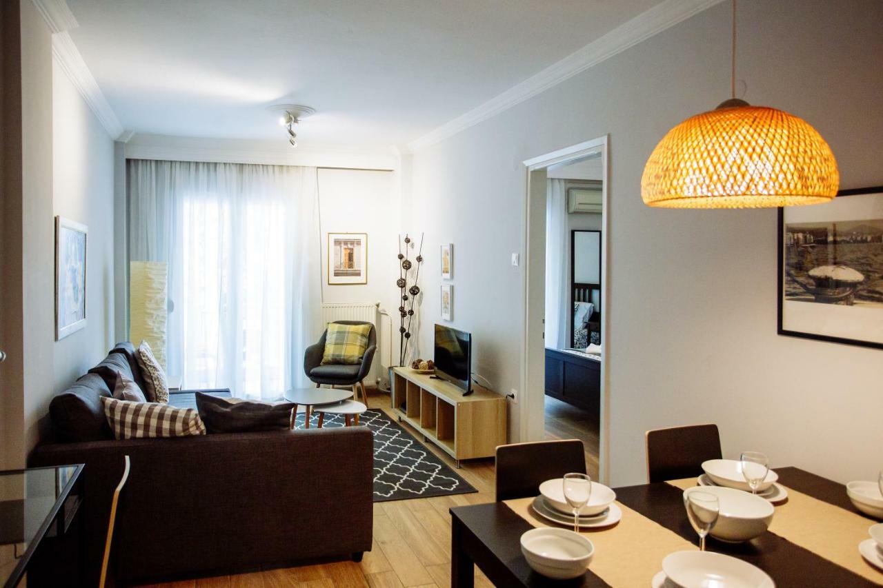 Luxurious & Modern | Walk Everywhere | 5★ Amenities Apartment