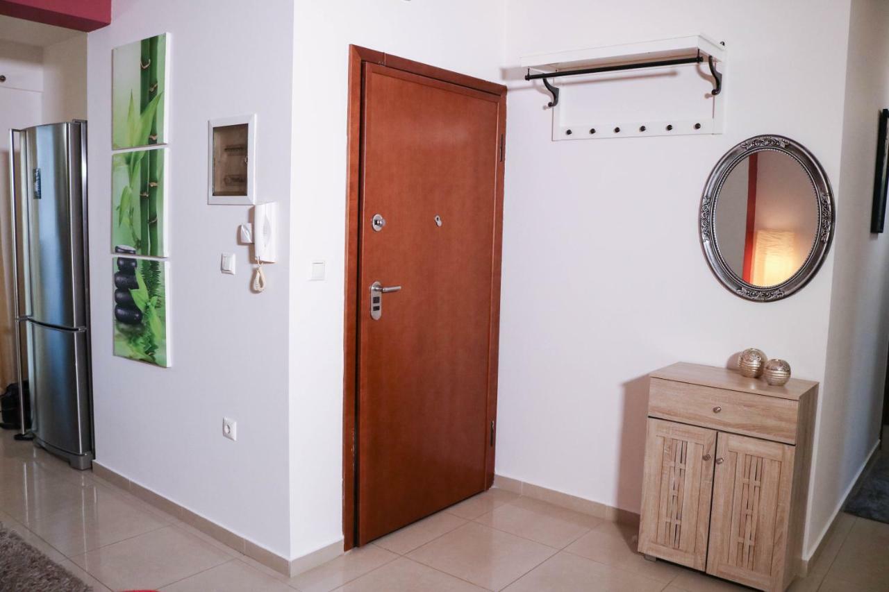 Port View Apartment *
