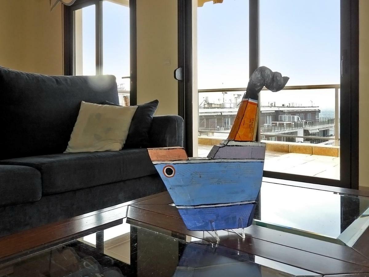 Seafront Family & Free Parking, The Cruiseflat Apartment *