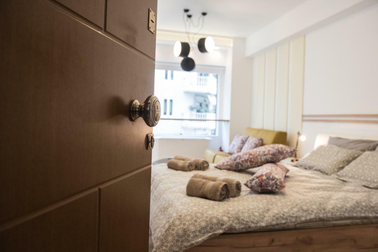 Violet #colony_white_tower Thessaloniki