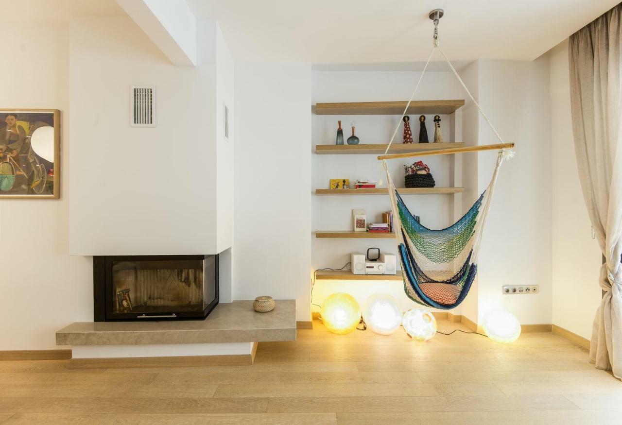 Stylish 3-bedroom & Terrace * Thessaloniki