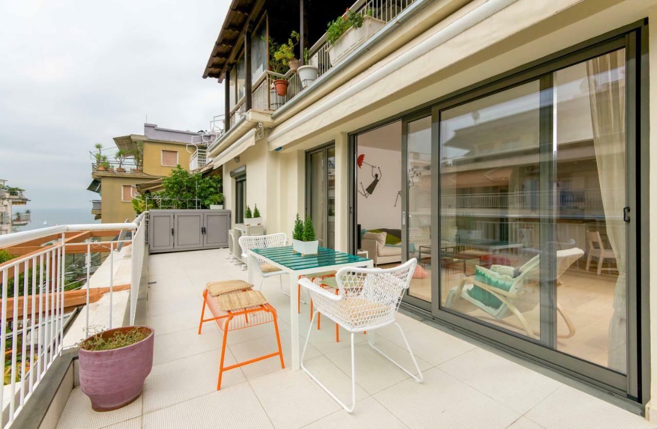 Stylish 3-bedroom & Terrace Thessaloniki