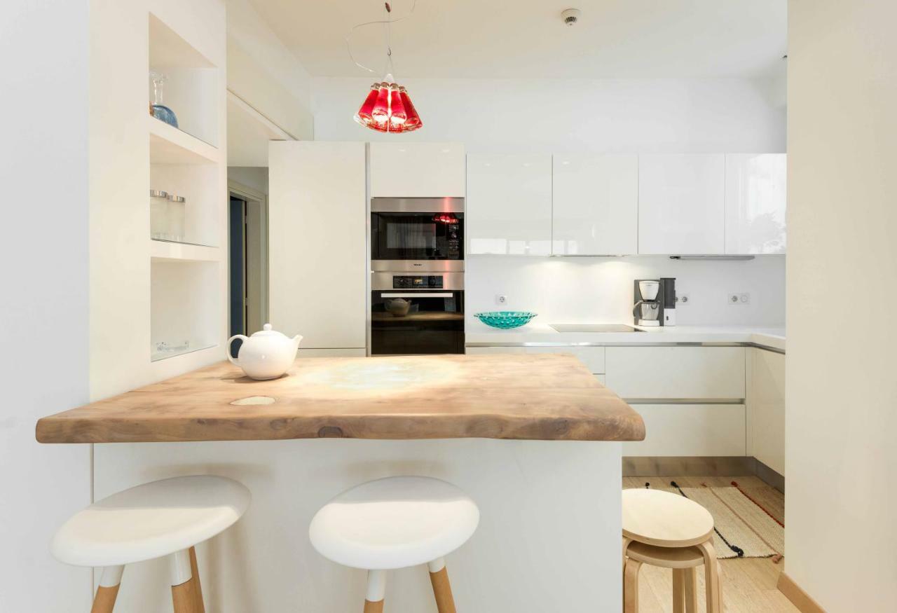 Apartment Stylish 3-bedroom & Terrace Thessaloniki