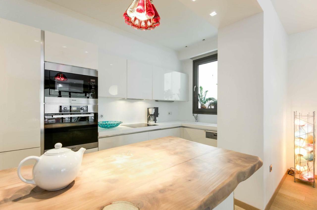 Stylish 3-bedroom & Terrace Thessaloniki