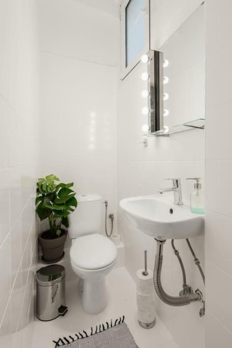 Market- Upper Aristotelous Sq Luxury Apartment *
