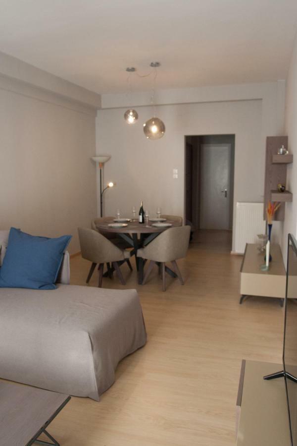 Daire Stylish Zoi's Next To Helexpo, White Tower *