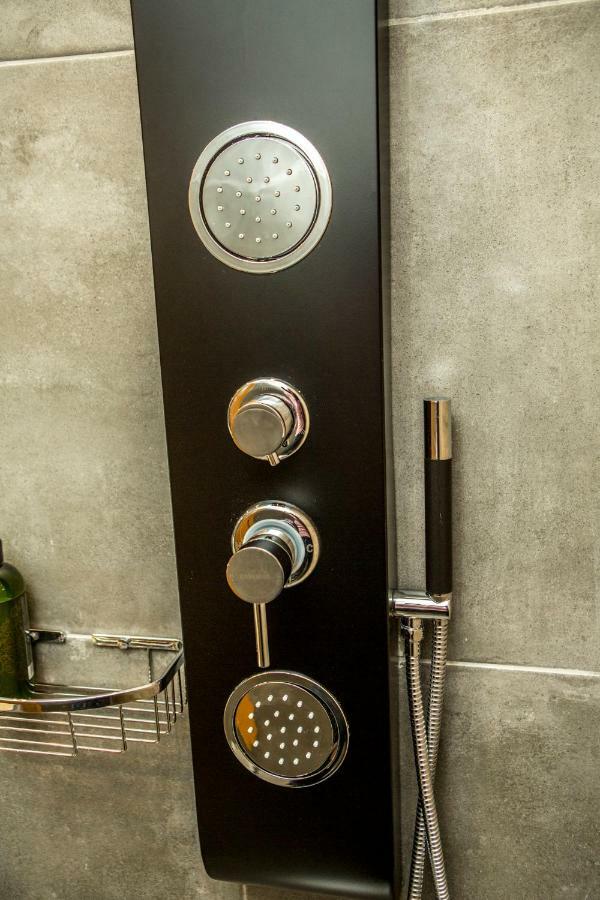 Railway Station Studio Apartment Thessaloniki