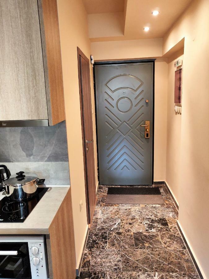 Agias Sofias Street Luxurious Apartamento