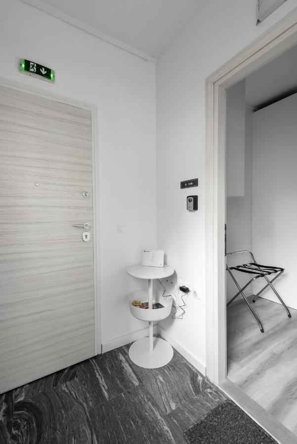 M&f Luxury Est. 2019 / F Apartment