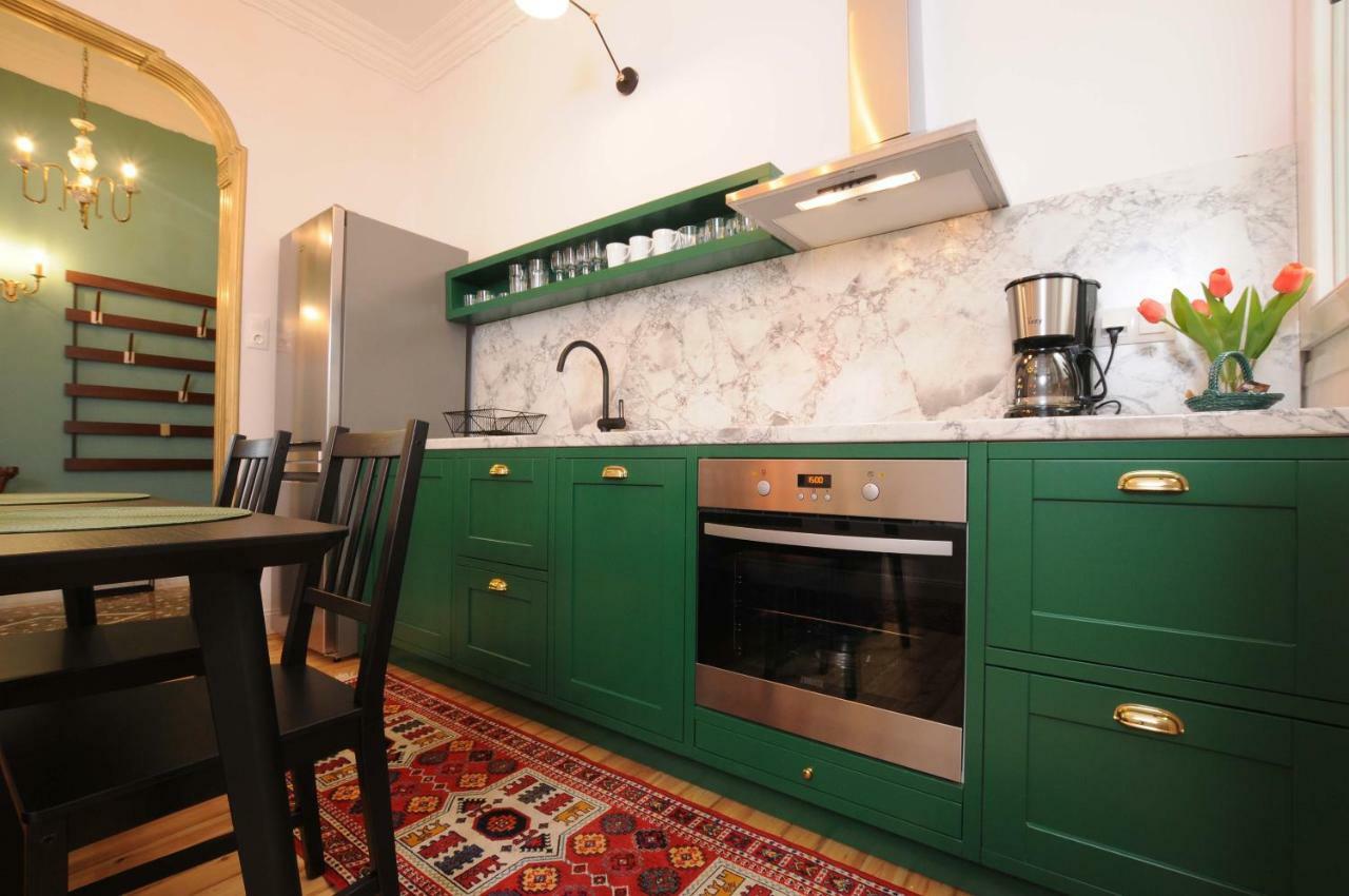 Apartment F & B Collection - Lux & Artdeco *
