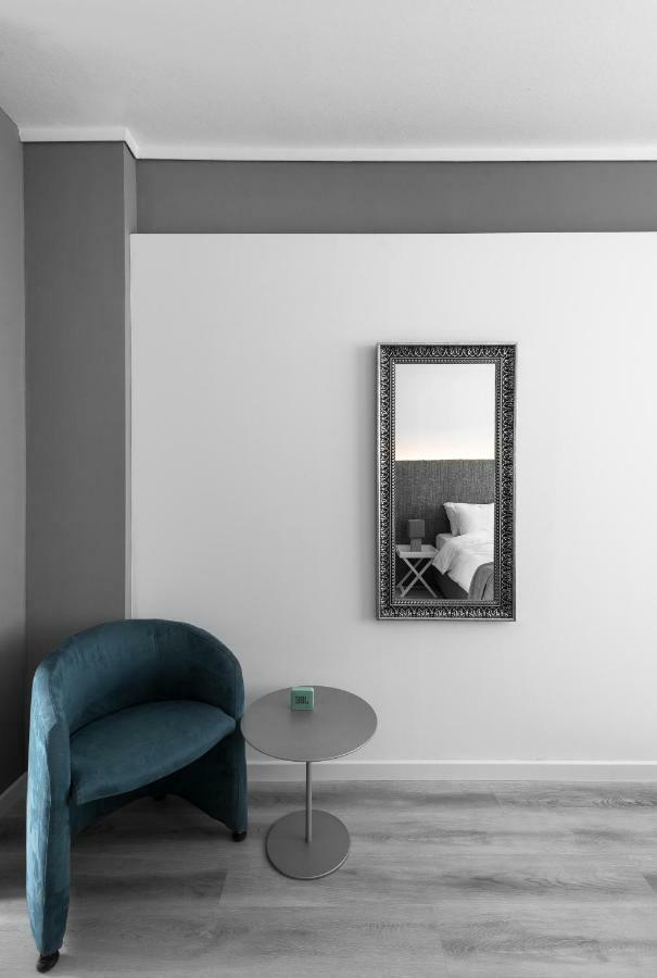 Apartment M&f Luxury Est. 2019 / F