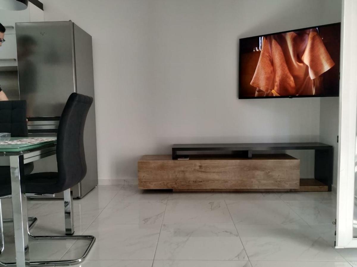 S&a Apartment