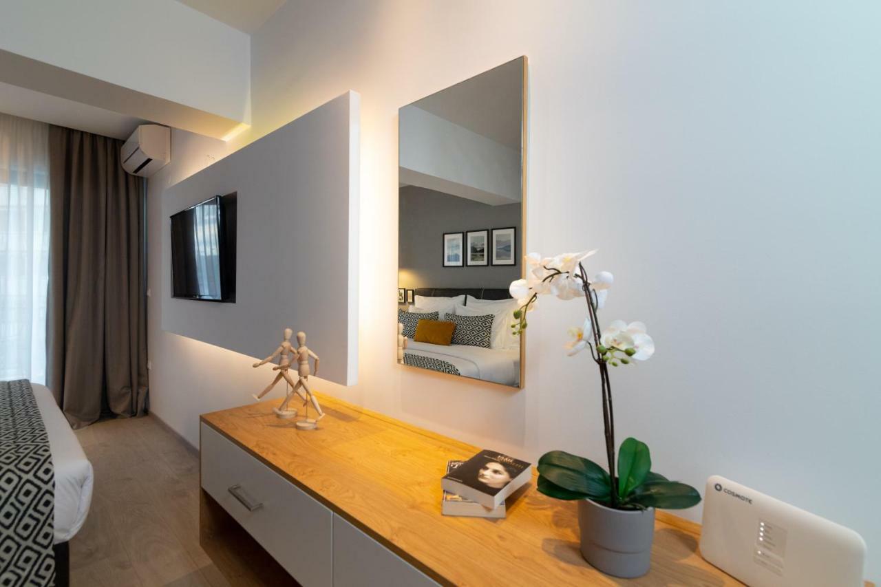 F & B Collection - Seaview Minilux Apartment *
