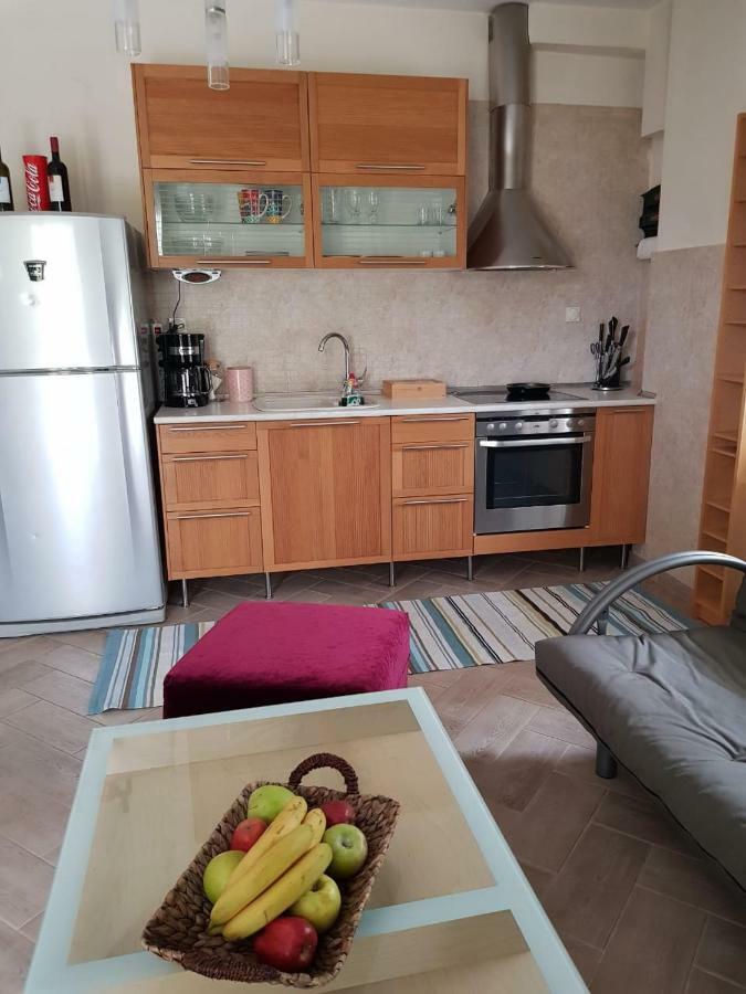 Flat With Garden Thessaloniki
