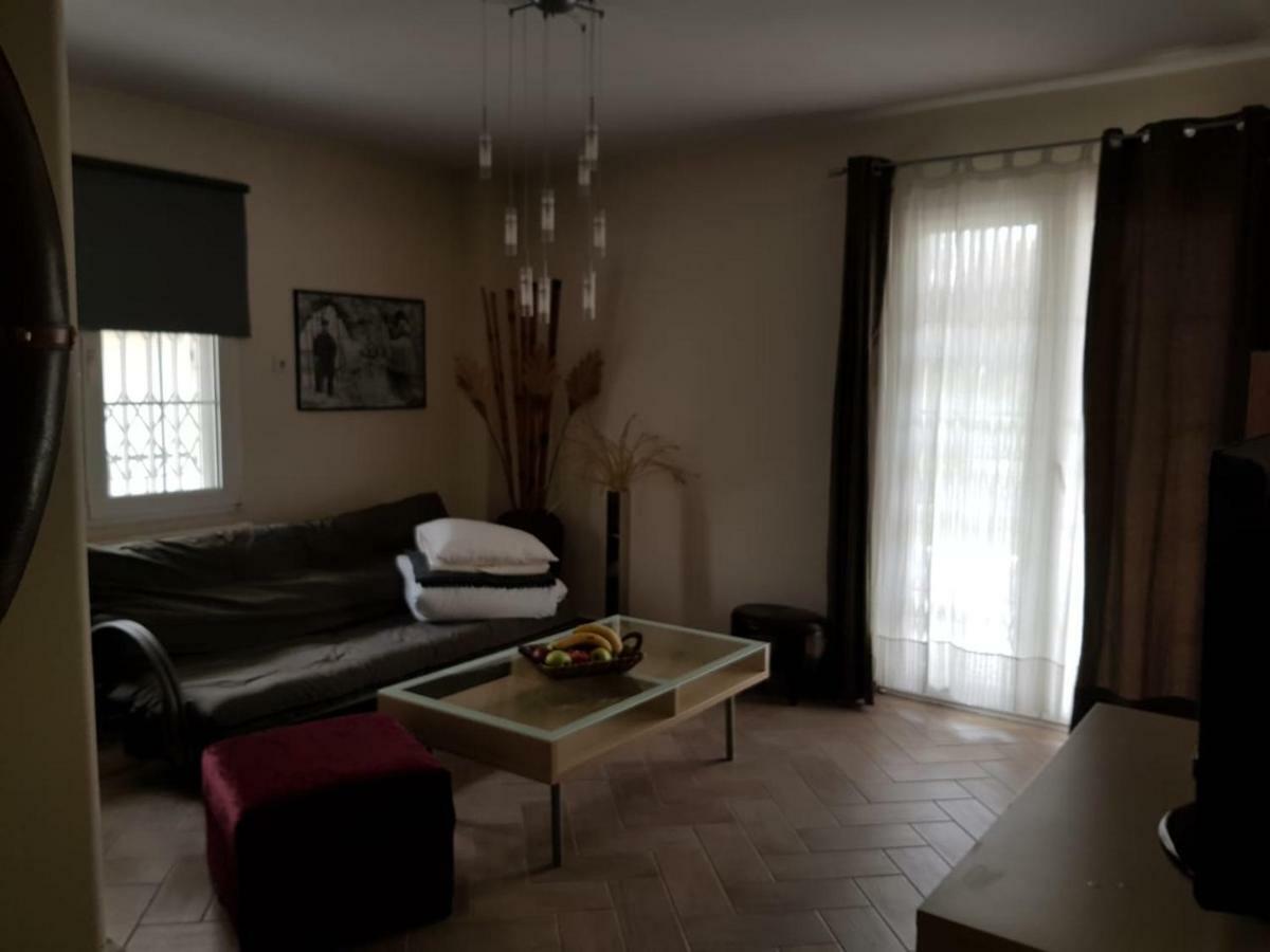 Flat With Garden Apartment Thessaloniki