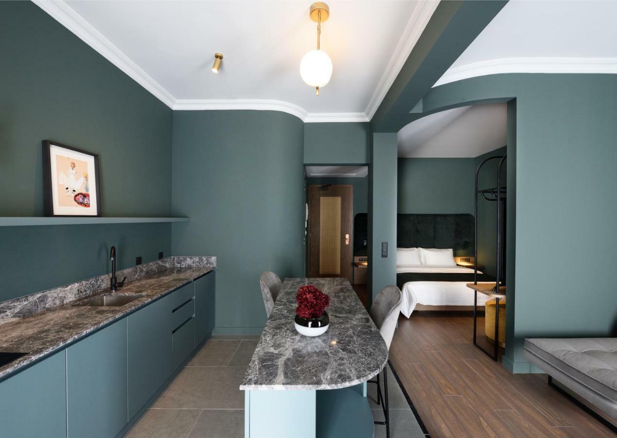 Roomore Apartment *
