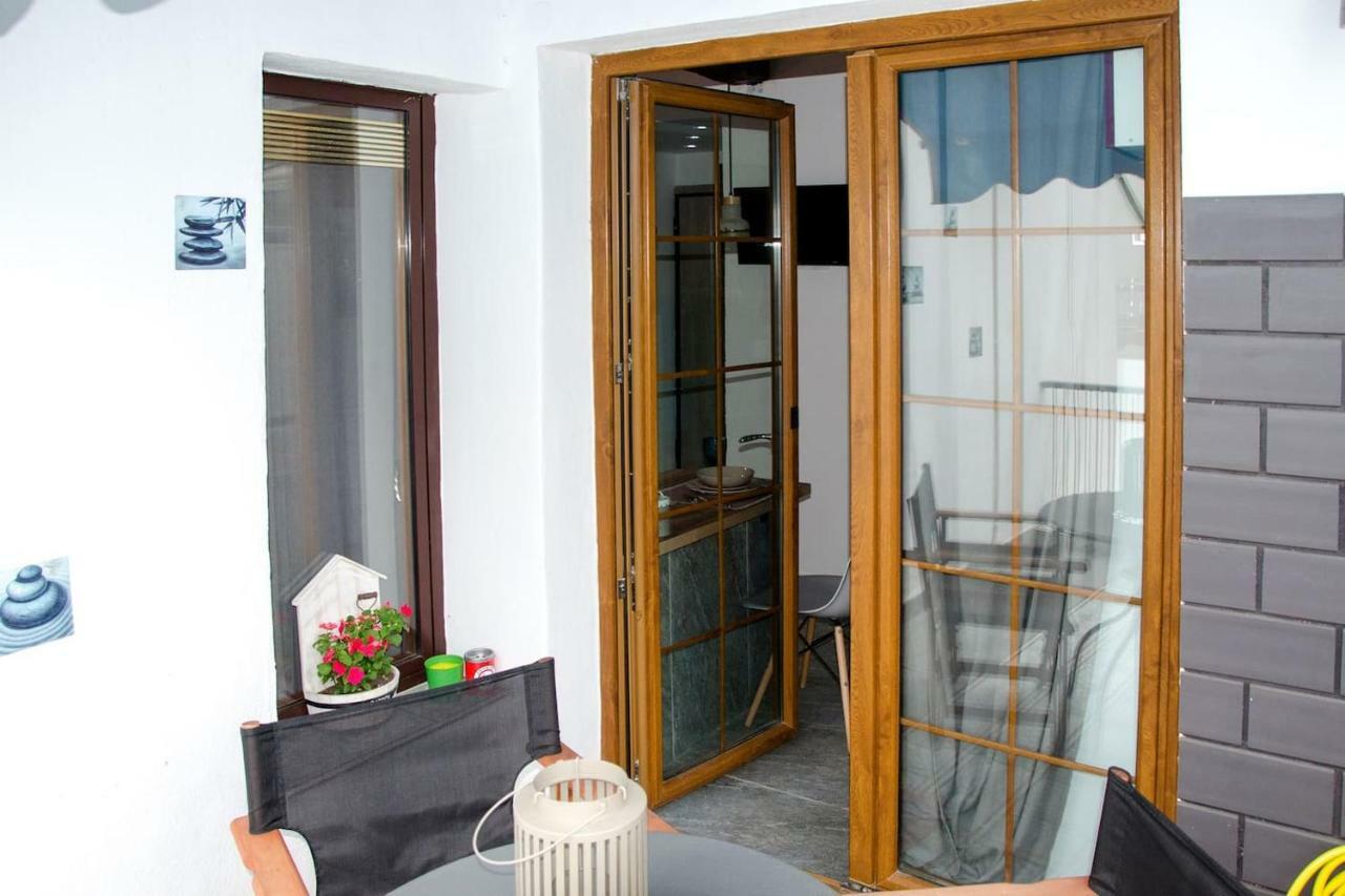 Super Stylish Apartment Thessaloniki