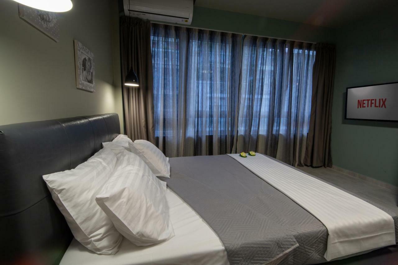 Angel Deluxe Apartments&suites *