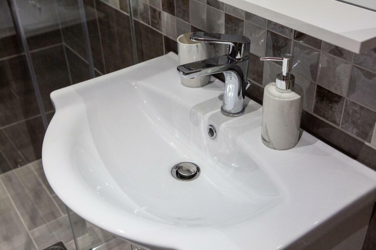 Angel Deluxe Apartments&suites Thessaloniki