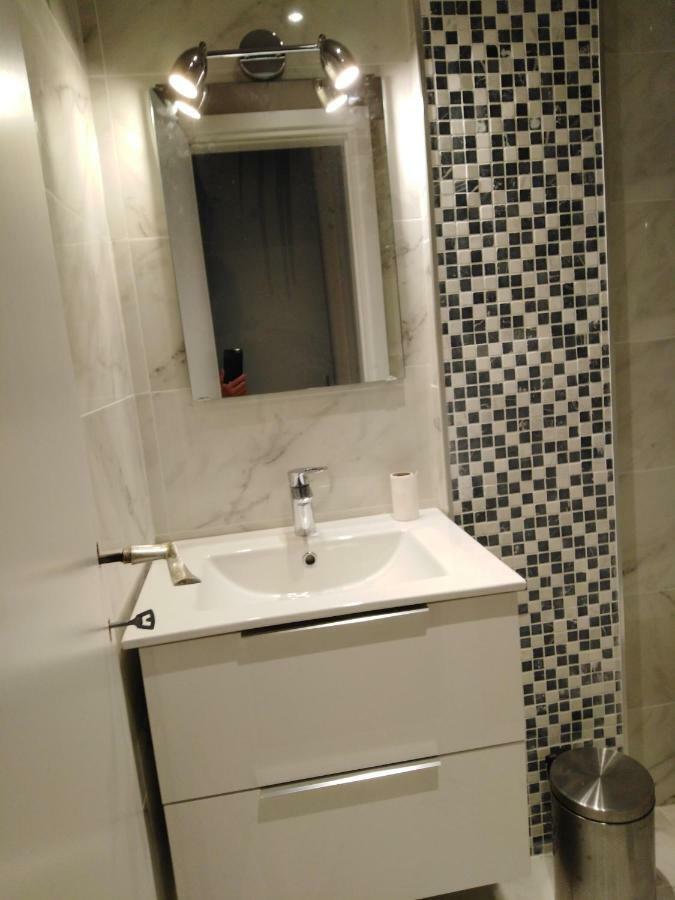 Mini Apartment *