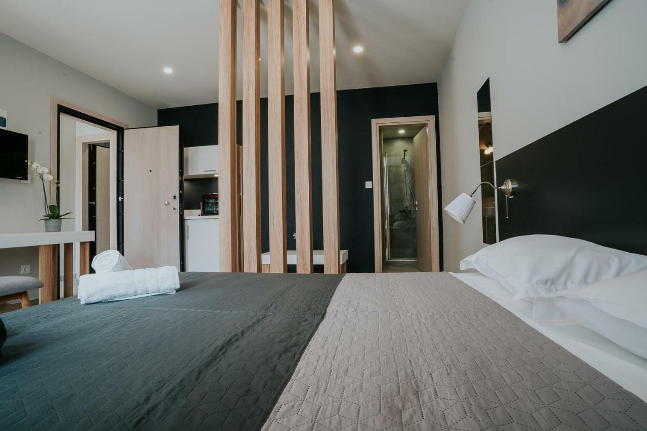 Unique Experience Apartment's *