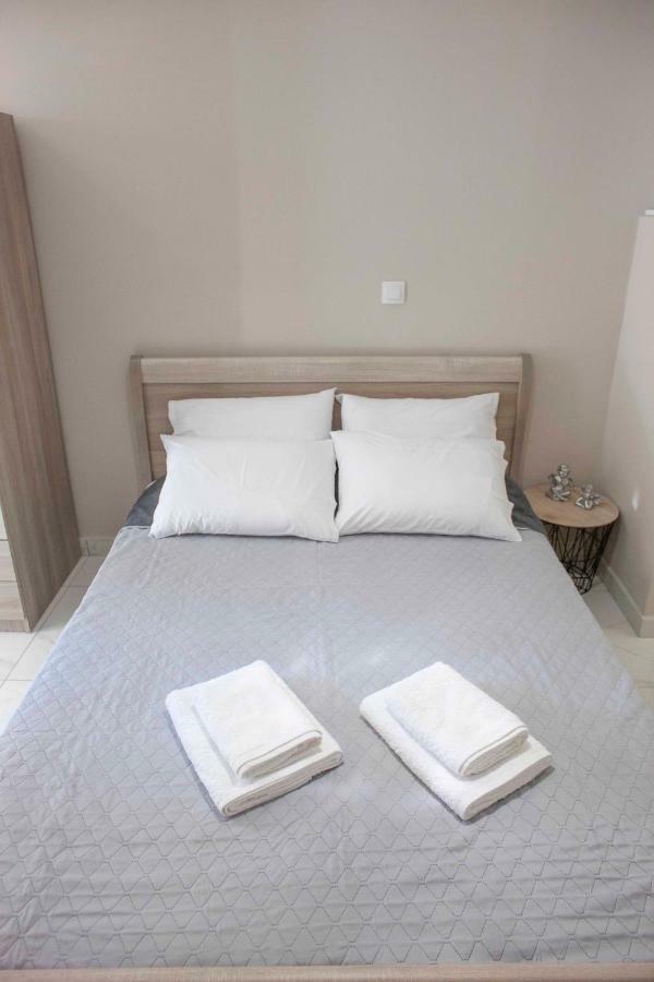Apartment Seg Gold *