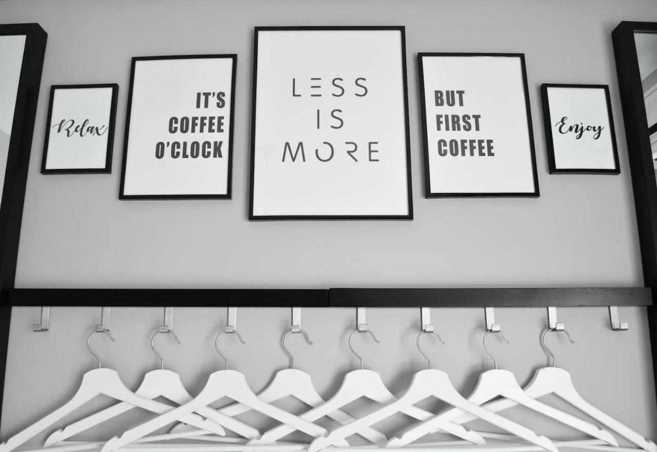 Apartment F & B Collection - Escape Avenue *