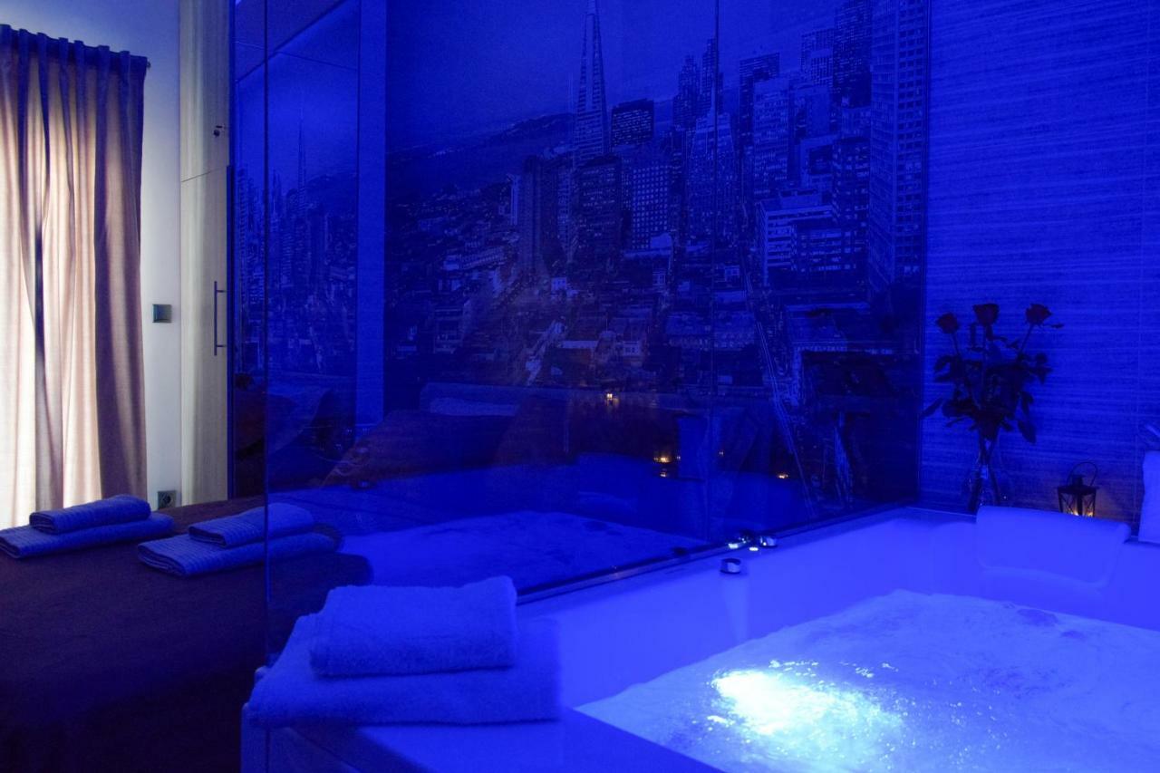 Nephele Luxury *