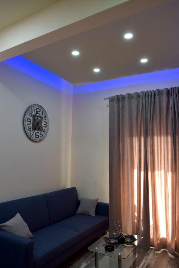 Nephele Luxury Apartment *