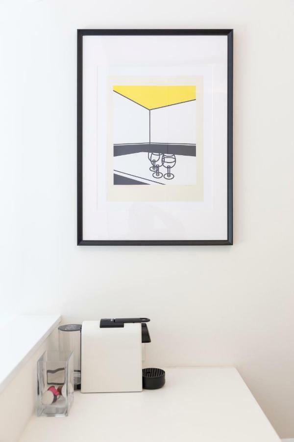 The Modern Apartment *