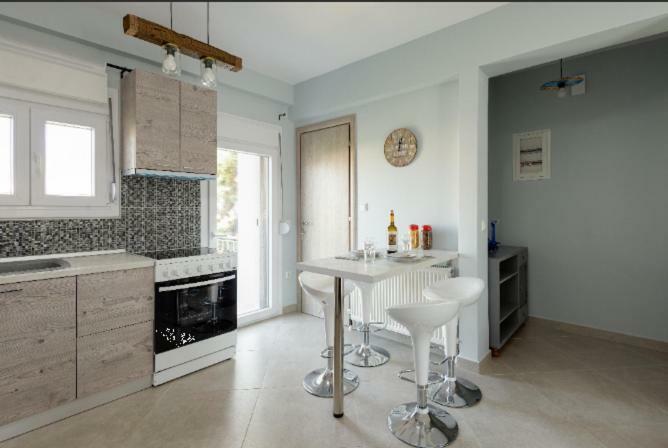 Bright Spacious Two-bedroom Apartamento