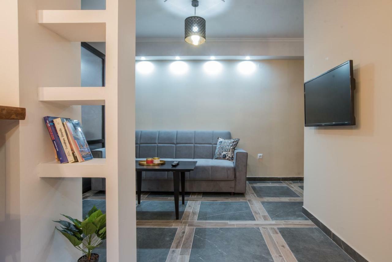 Chung Cư 56 M² 2 Ngủ, 1 Tắm Riêng ở Trung Tâm Thành Phố * Thessaloníki
