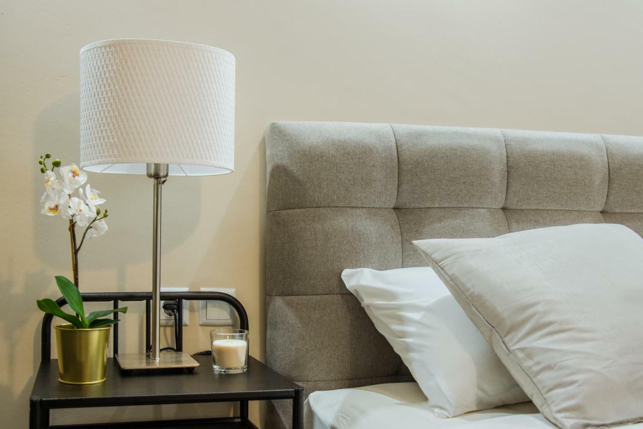 Căn hộ Chung Cư 56 M² 2 Ngủ, 1 Tắm Riêng ở Trung Tâm Thành Phố Thessaloníki