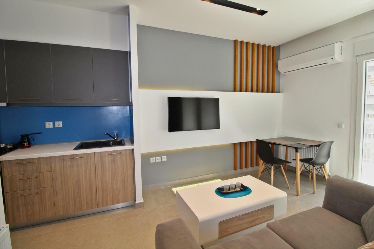 Blue Group Mesitiki Apartment