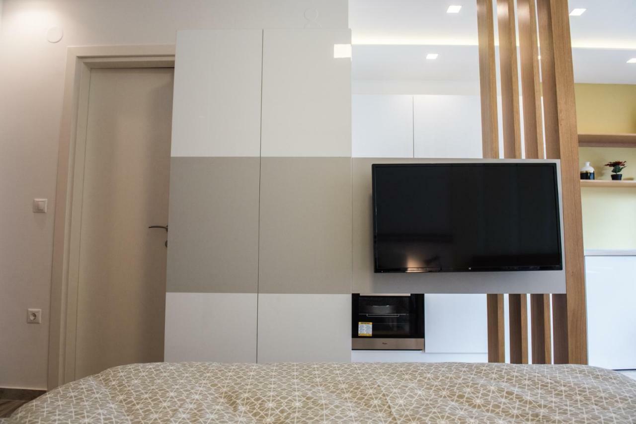 Apartment Violet #colony_white_tower