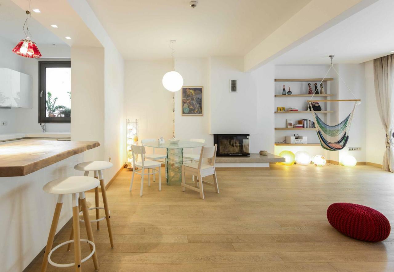 Stylish 3-bedroom & Terrace Thessaloniki