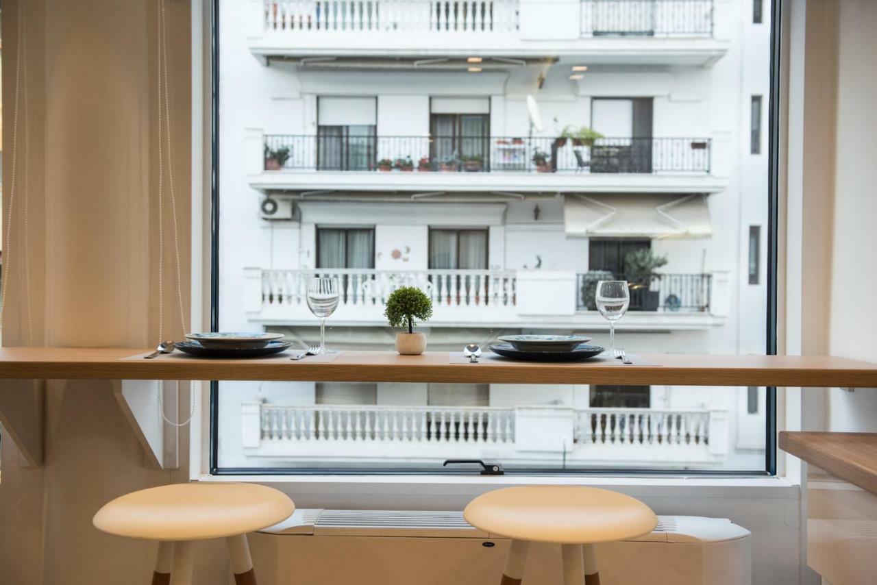 Leiland #colony_white_tower_suite Apartment