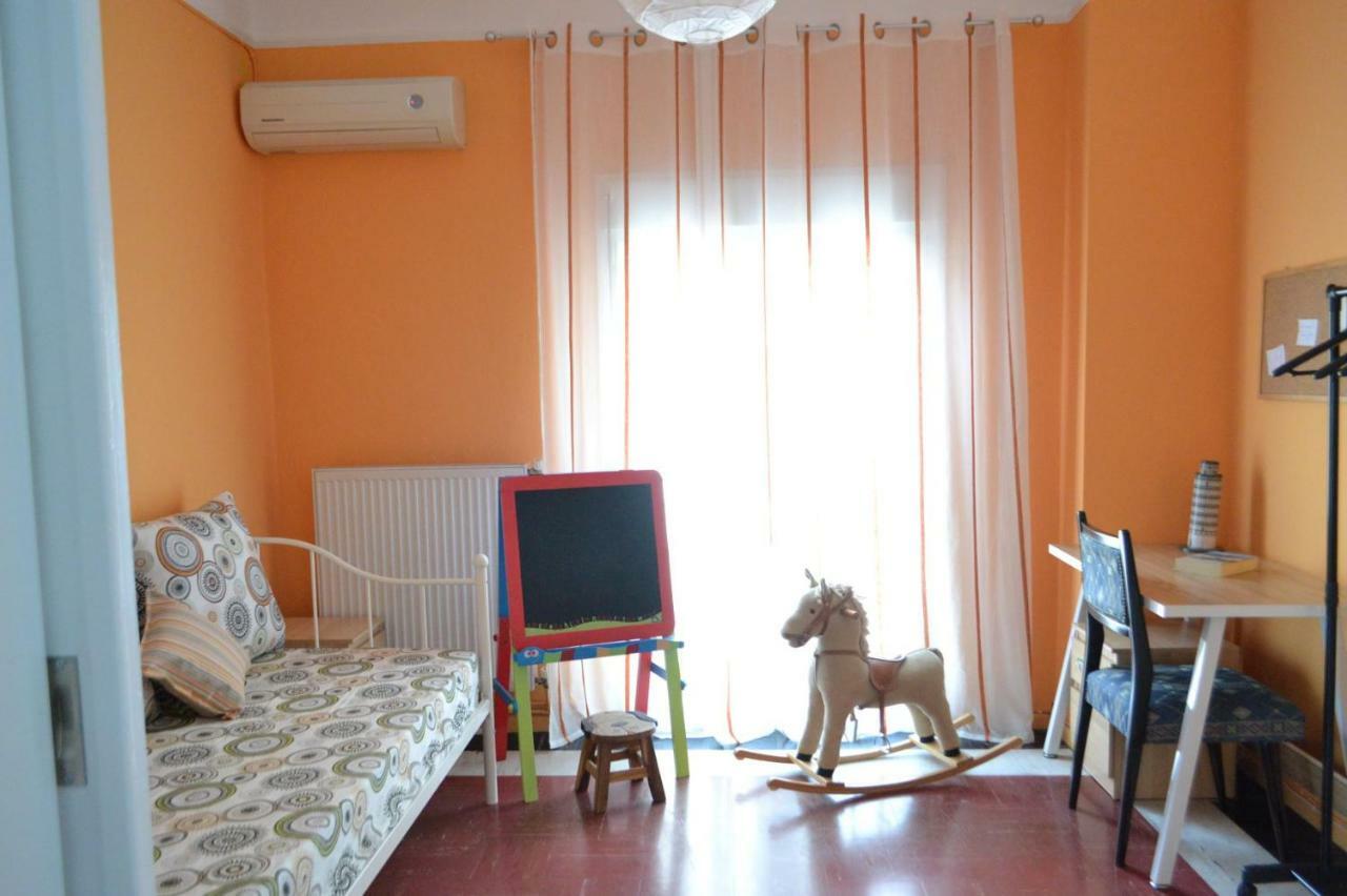 Agia Sofia's Down Town Flat *