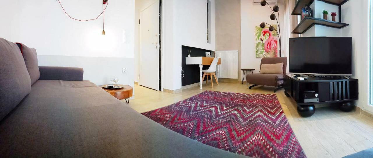 Cosmos N Armonia Apts. Apartment *