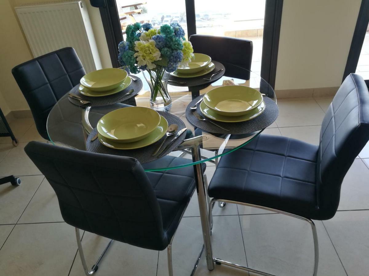 Seafront Family & Free Parking, The Cruiseflat Apartment