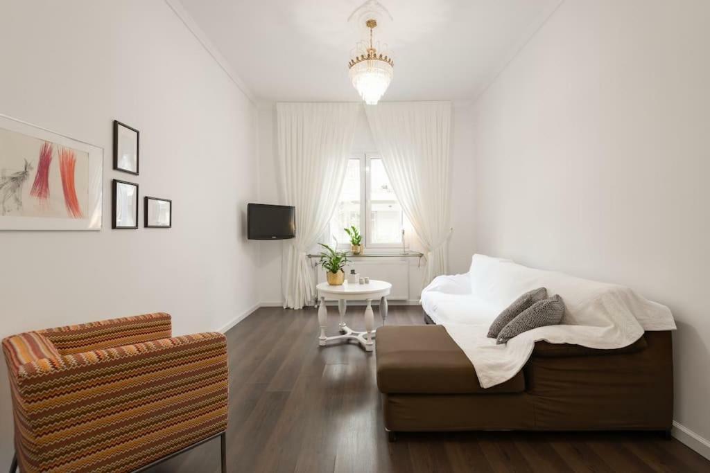 Apartment Market- Upper Aristotelous Sq Luxury Thessaloniki