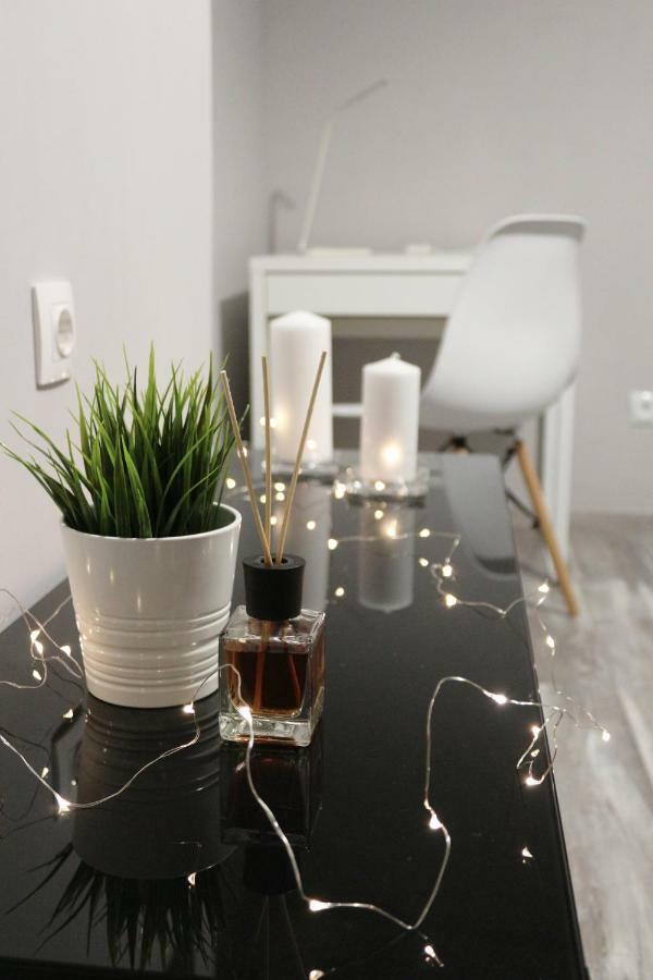 Yannis - Stylish With High-speed Wi-fi Apartamento