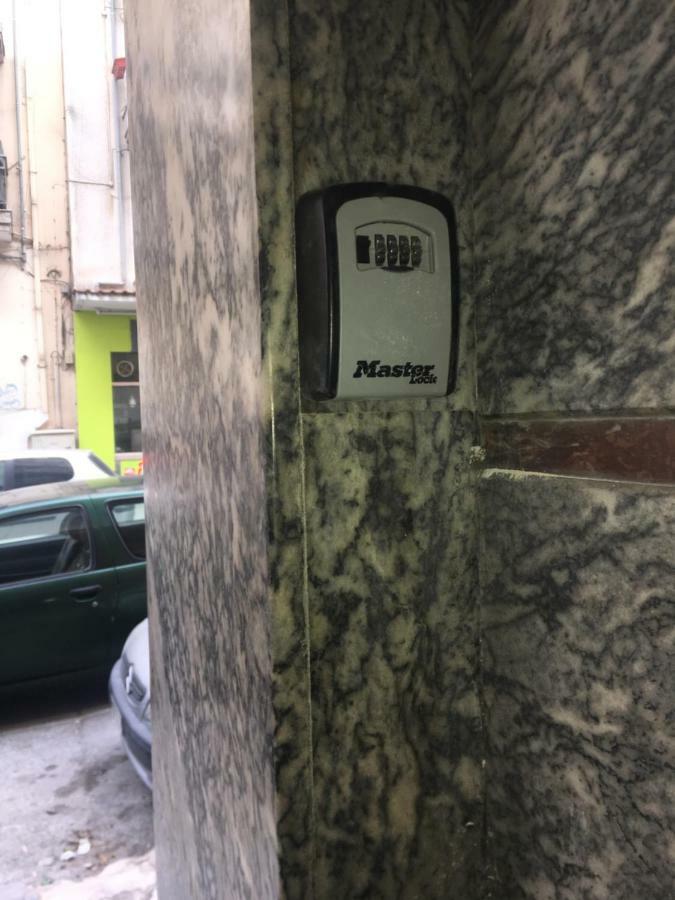 Sonias Central Jacuzzi Apartment,100mbps