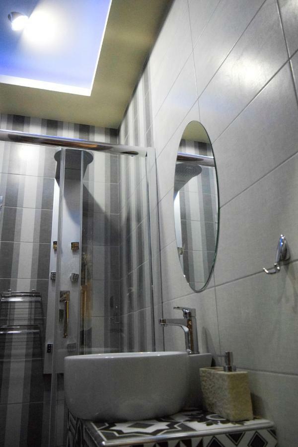 Nephele Luxury Apartment *