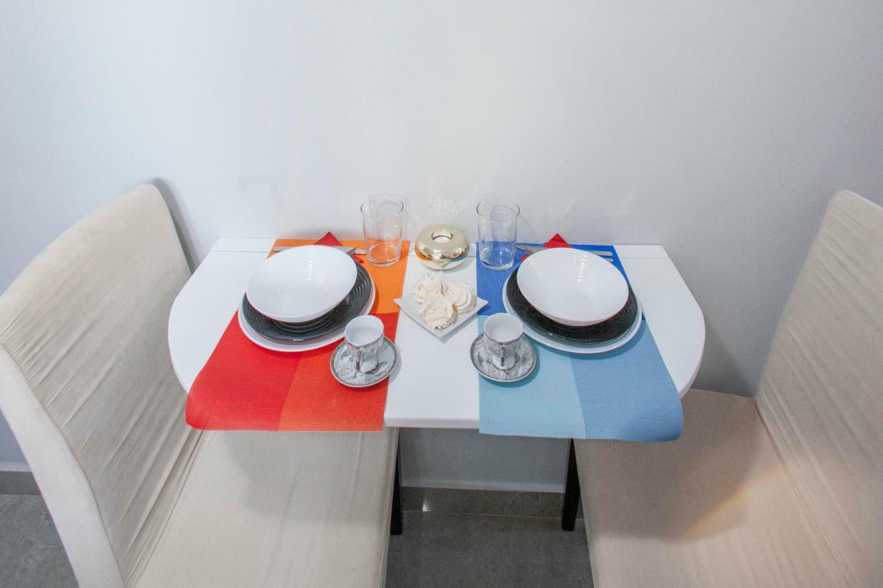Apartment Seg Gold