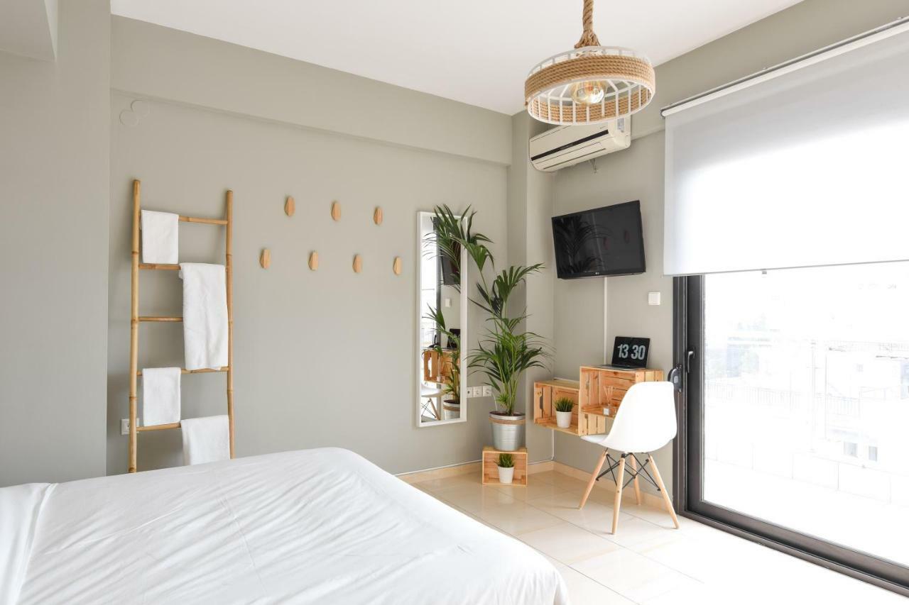 F & B Collection - Escape Avenue Thessaloniki