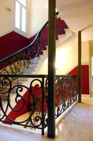 Kinissi Palace 4*