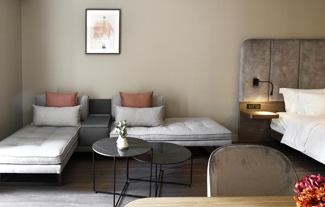 Roomore Apartment *