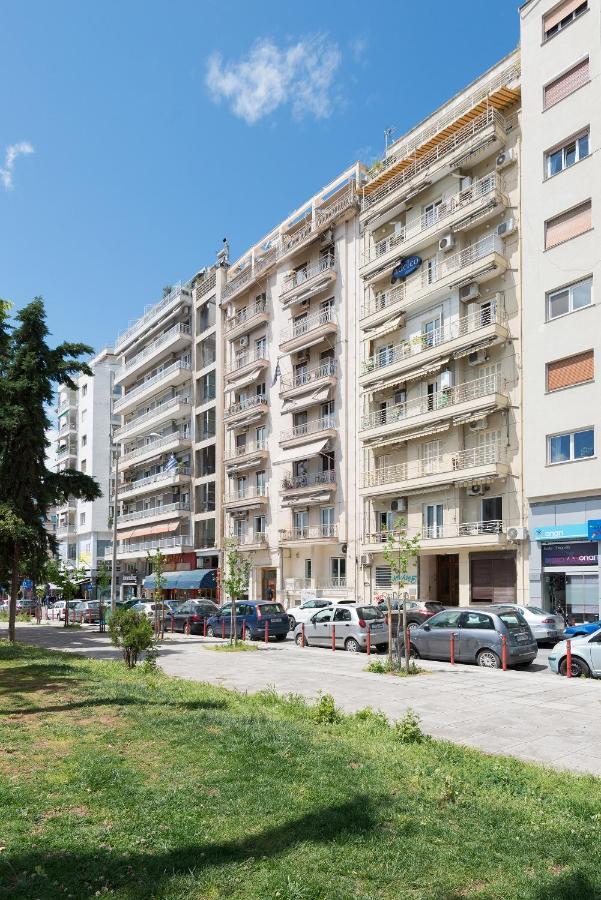 Park View Apartment *