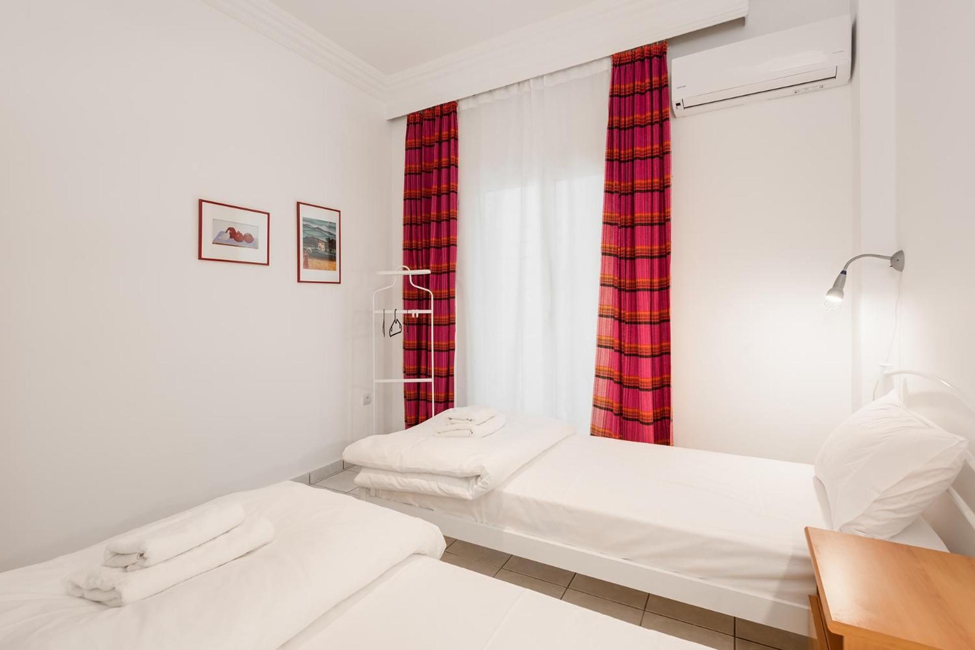 Park View Apartment *